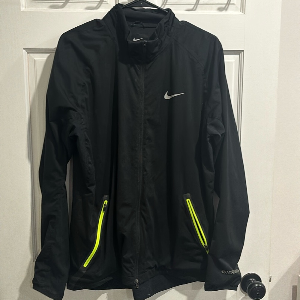 Nike Men’s Running Jacket